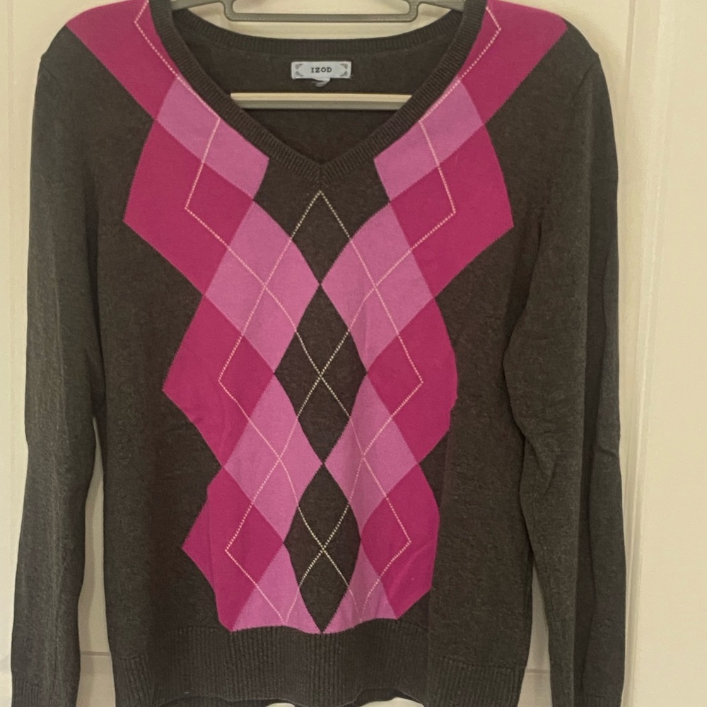 Izod Pink and Brown V-Neck Argyle Sweater